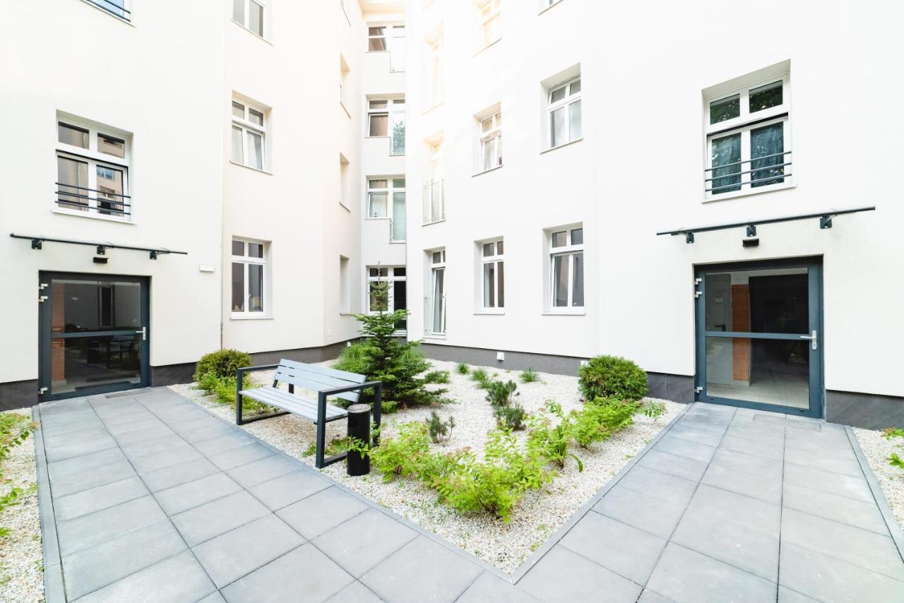 Apartamenty Pamiatkowa 11, 2 Rooms, Self Check In 24H Poznan Exterior foto